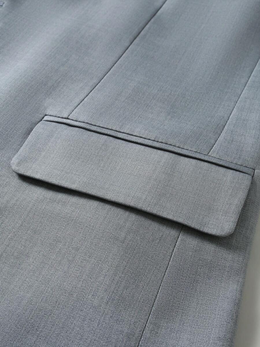 Muški poslovno-ležerni komplet  sa dugim rukavima, sako na kopčanje i ležerne pantalone sa džepovima