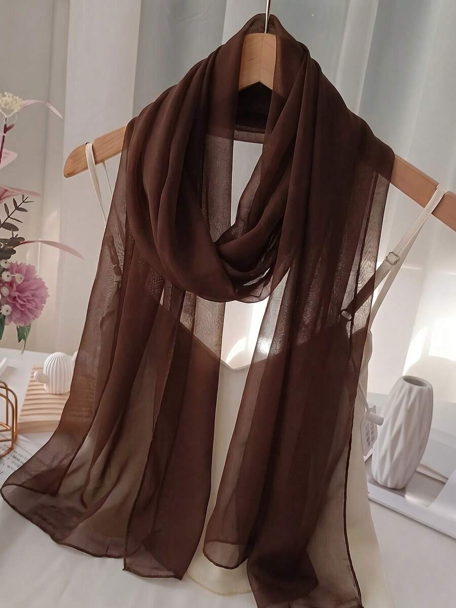 Elegantan ombre šifon šal, lagan i prozračan, visokokvalitetni