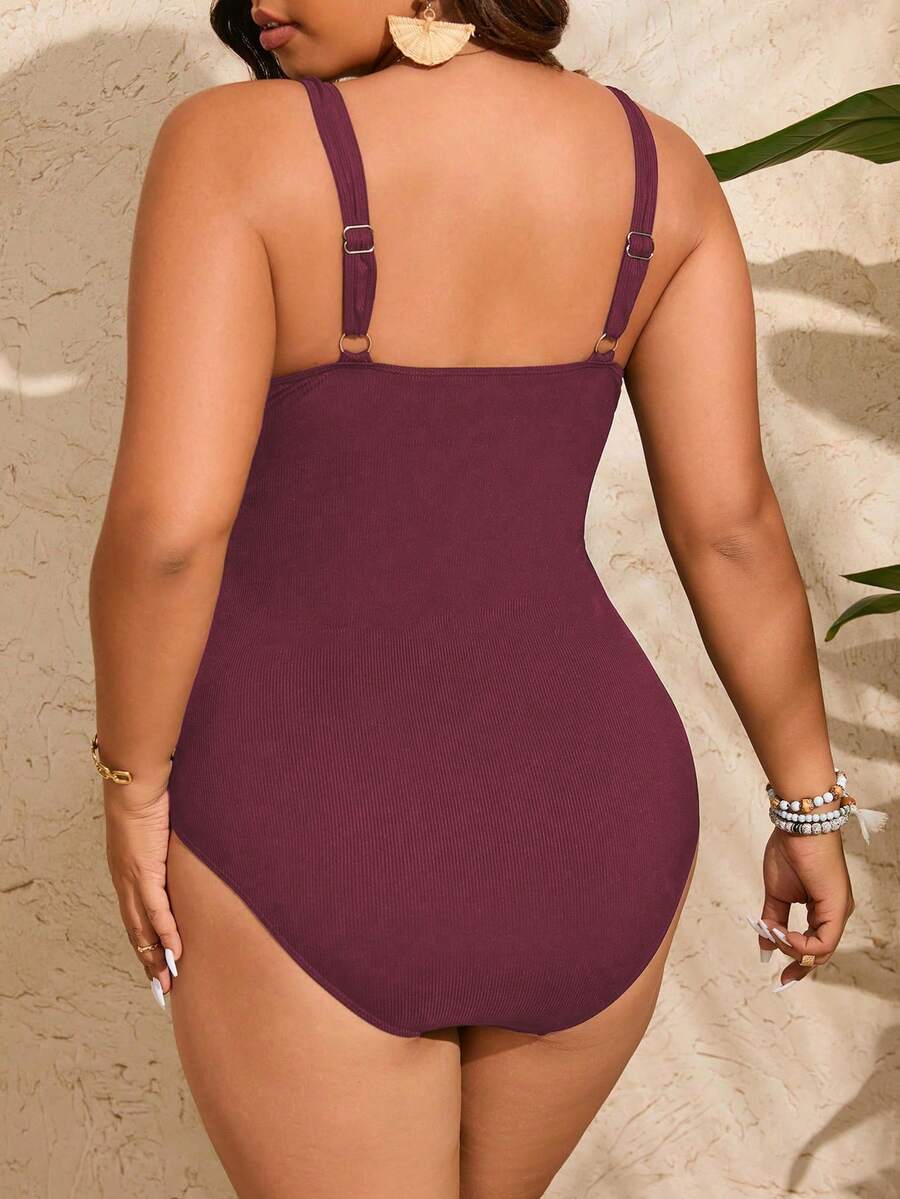 Jednobojni jednodelni kupaći kostim za žene plus size sa nabranim detaljima