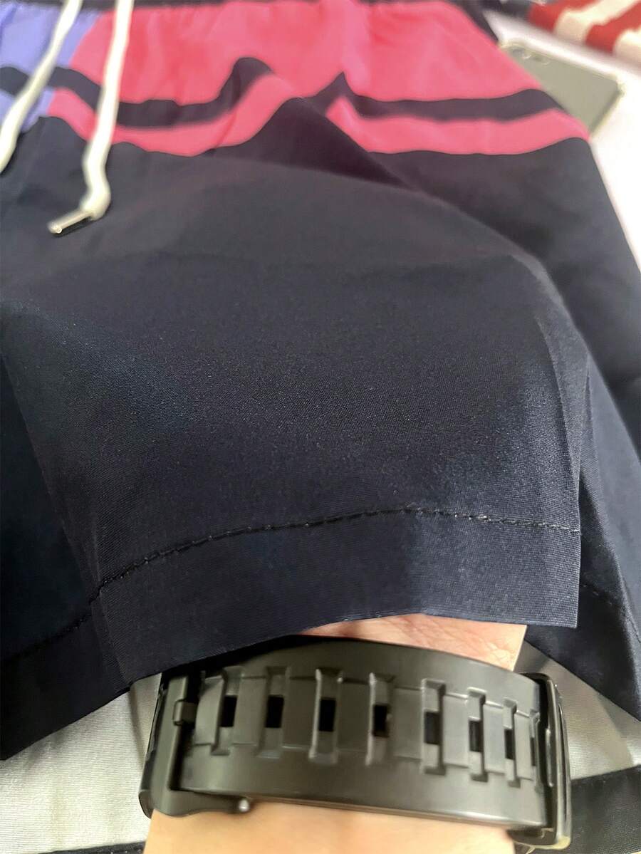 Muški šorts za plažu  sa koloblock dizajnom i pertlom u struku