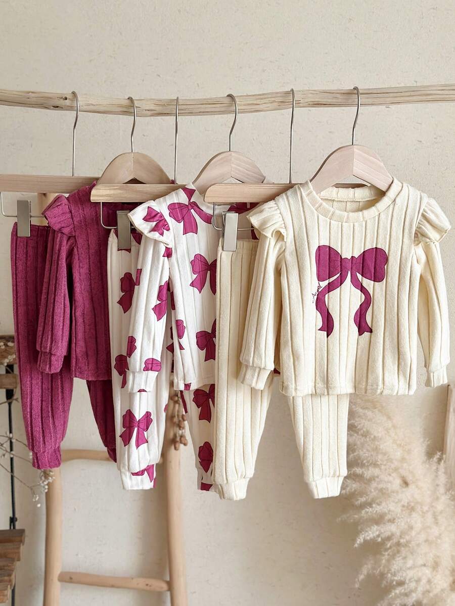 Set od 6 komada za devojčice bebe: pletena majica sa srcastim uzorkom, okruglim izrezom  i duge pantalone