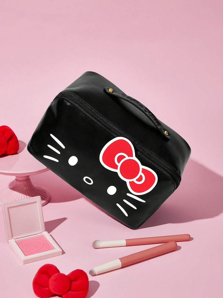 HELLO KITTY AND FRIENDS Slatka torba za šminku