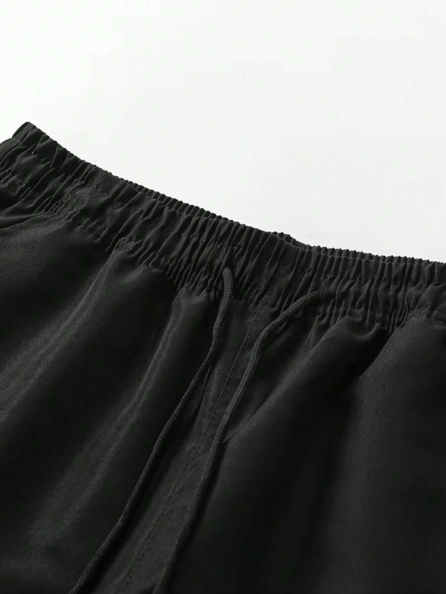 2 komada muških cargo pantalona sa više džepova