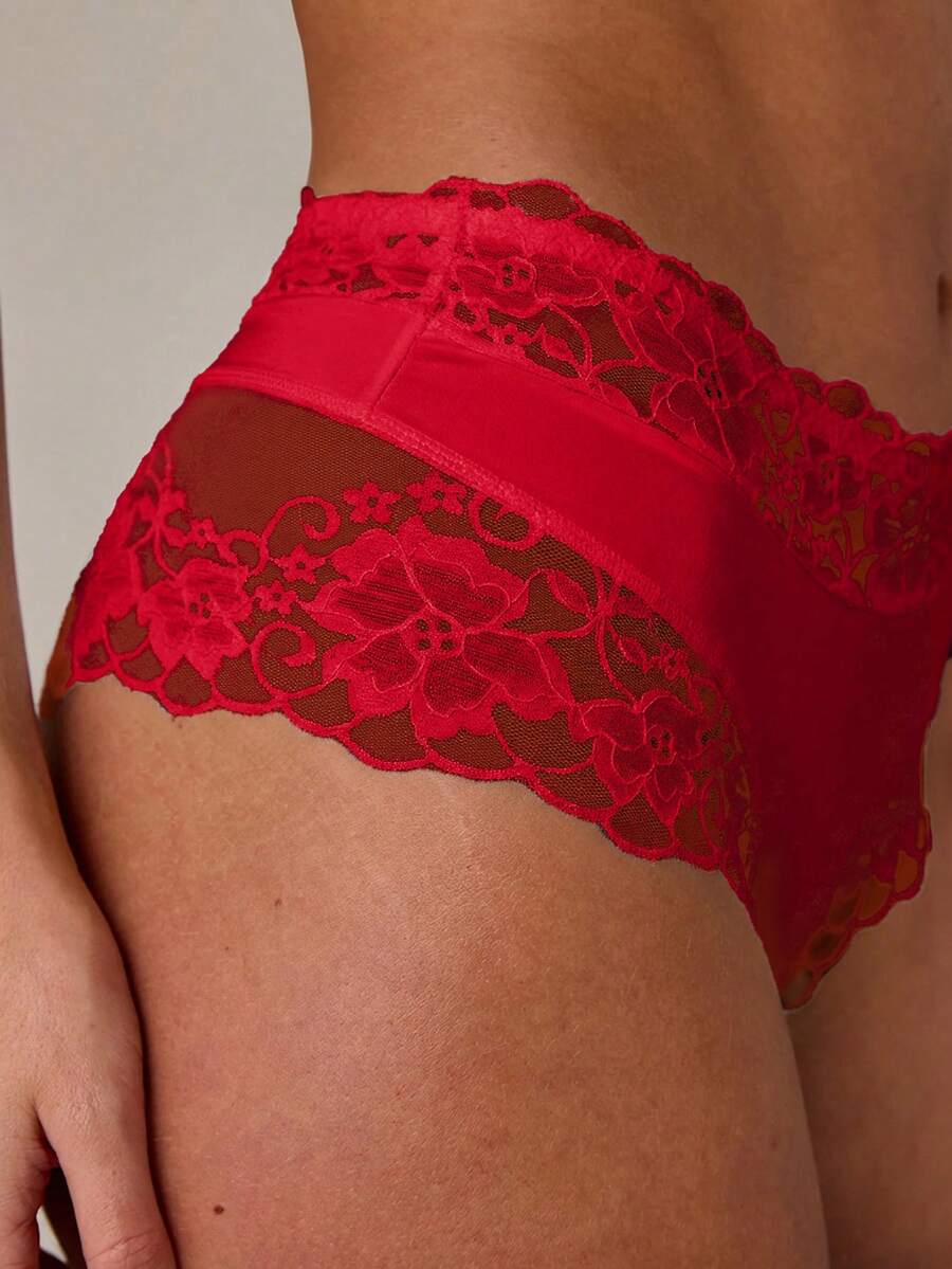 Ženske jednobojne bikini gaćice sa čipkastim umetkom