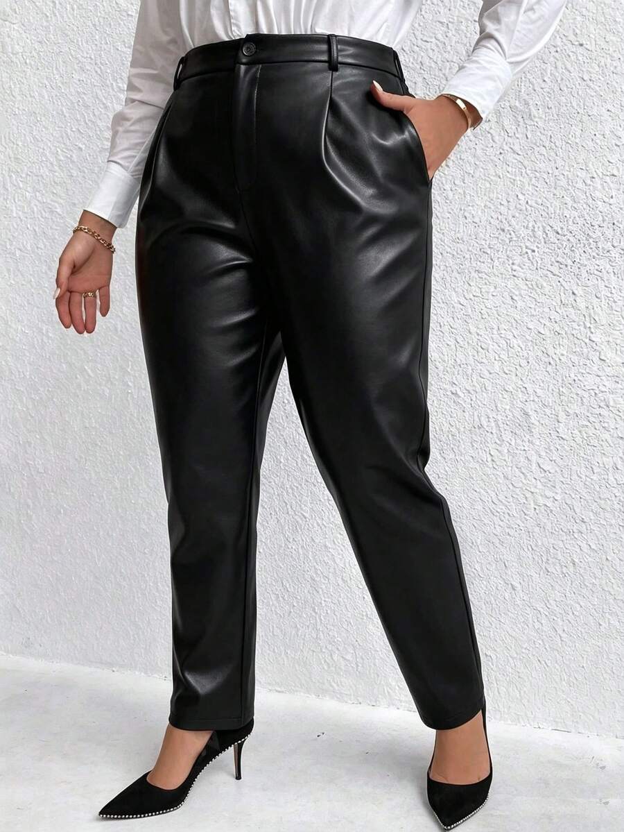 Pantalone sa kosim džepovima