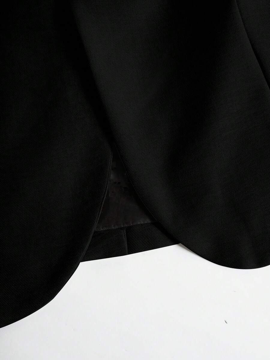 Muški formalni komolet od dva dela sa sako i pantalonama u jednoj boji, slim fit
