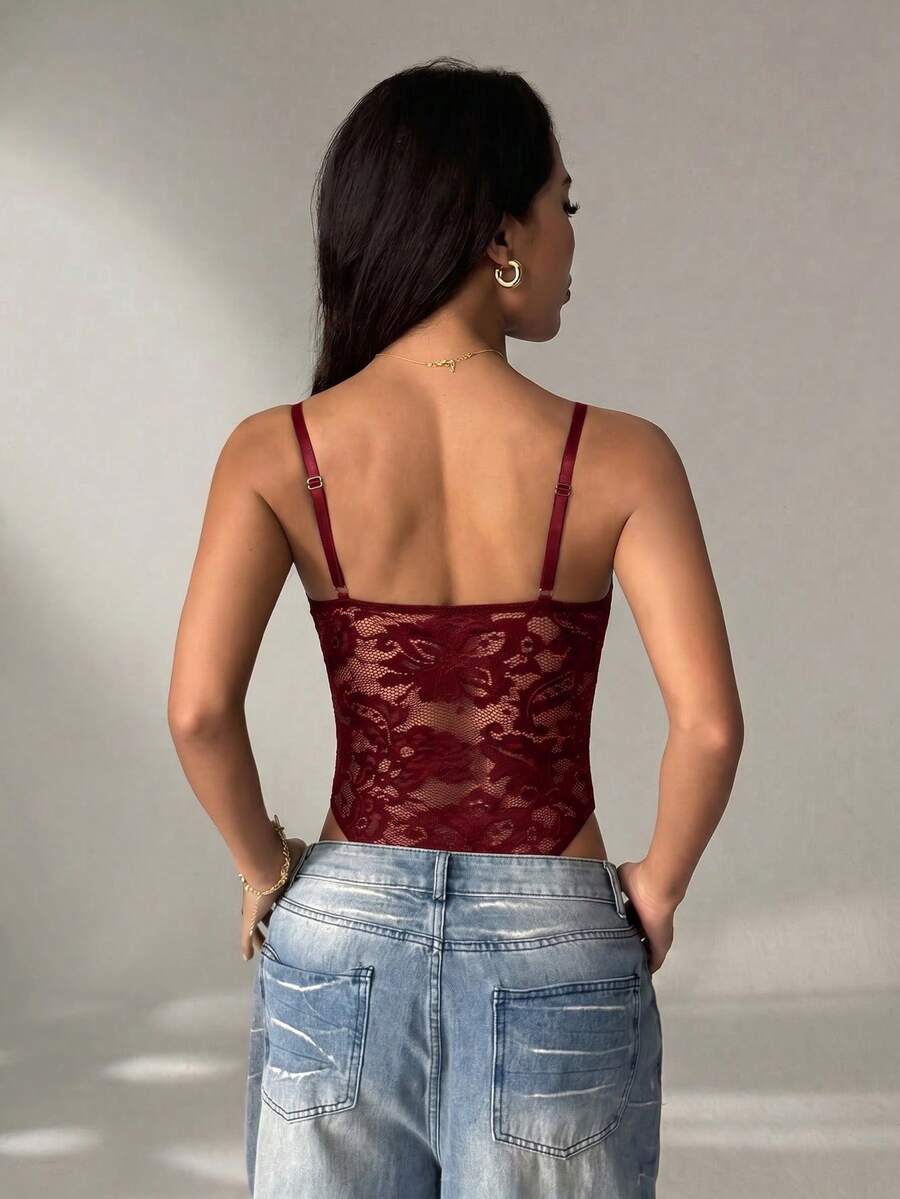 Prozirni čipkani top na bretele,  elegantan