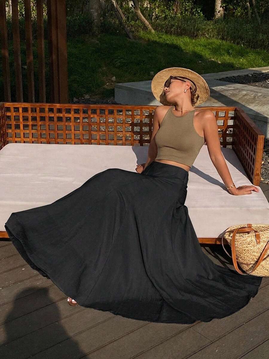 Ženska duga suknja u kišobran kroju, široka, jednobojna, elegantna