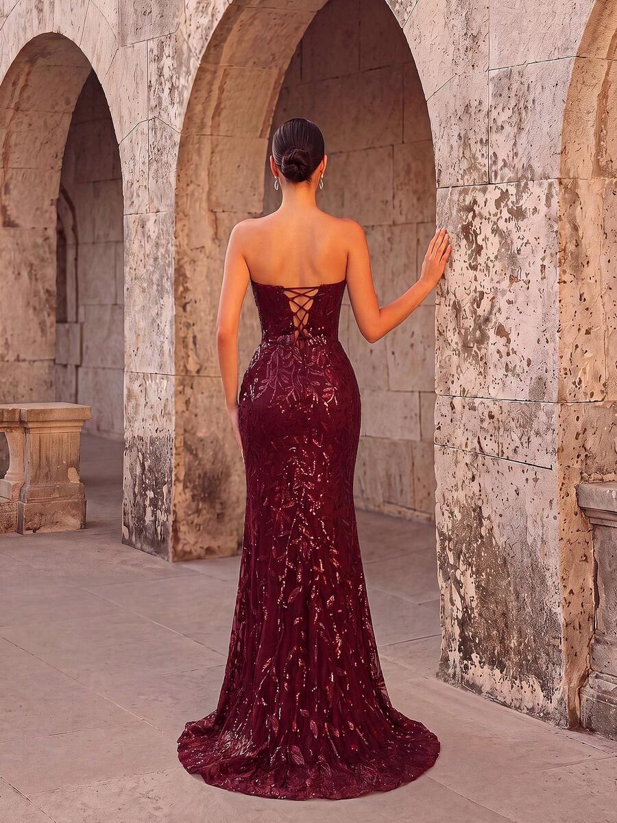 Elegantna haljina  sa V-izrezom
