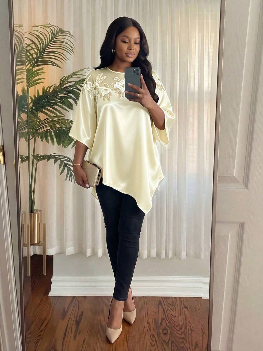 Elegantna bluza za žene plus size sa cvetnim vezom