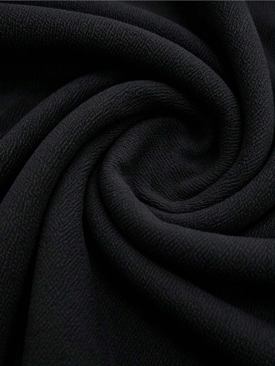 Pantalone sa kosim džepovima