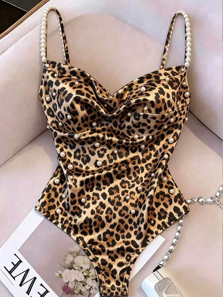 Ženski elegantni bodi sa dekoracijom od veštačkih bisera