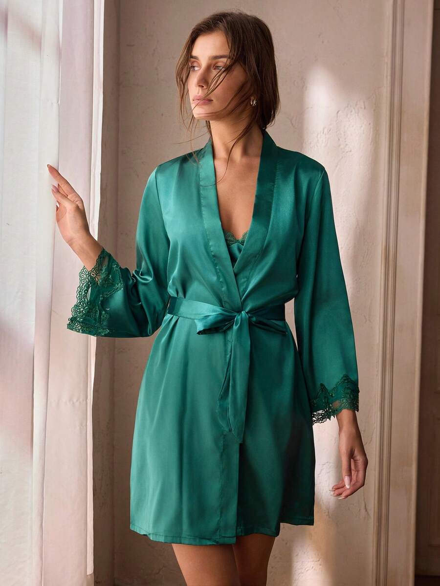 Ženski elegantni set za spavanje sa jednobojnim kontrasnim čipkastim dugim rukavima