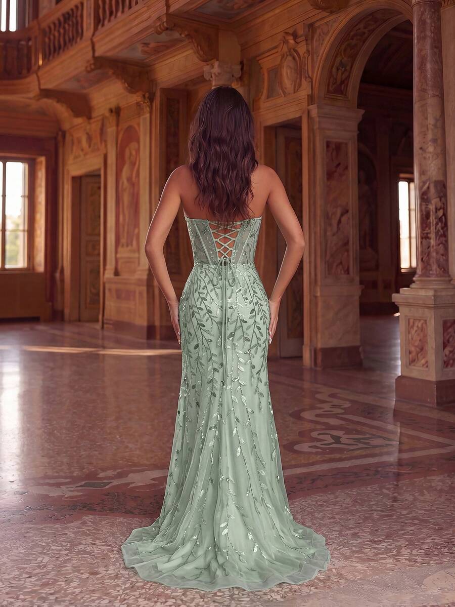 Elegantna haljina  sa V-izrezom