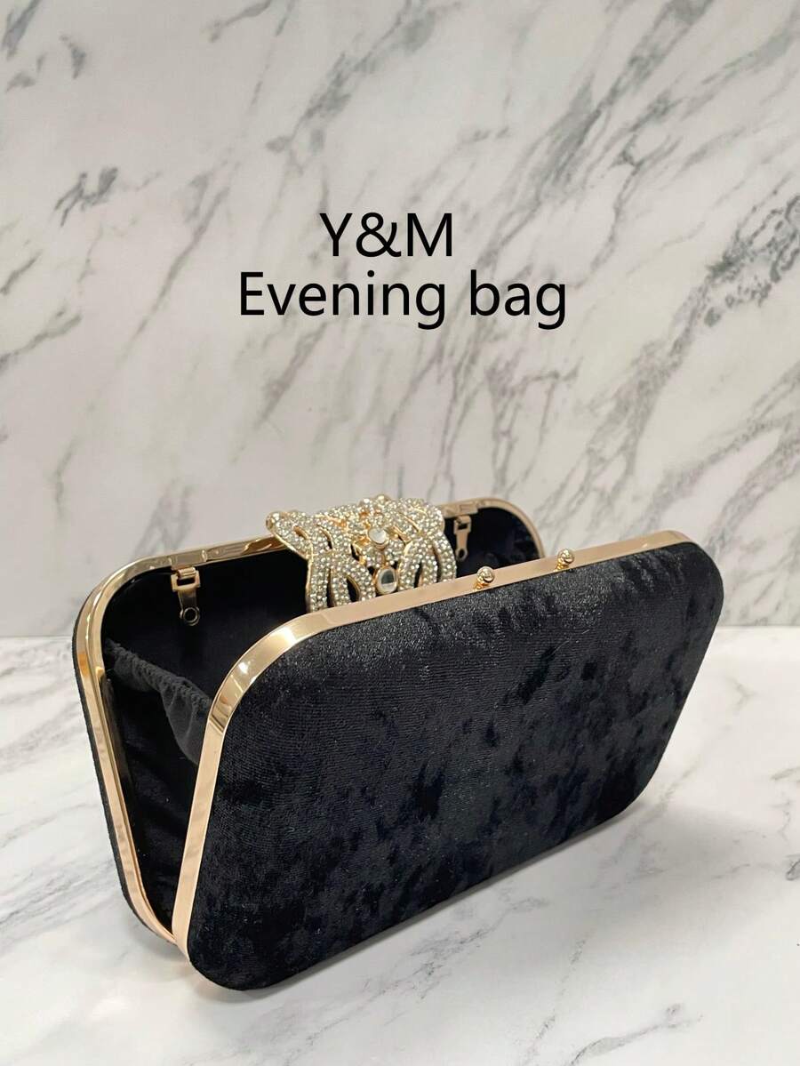 Ženska crna torba za žurke od somota, elegantna  visoke klase