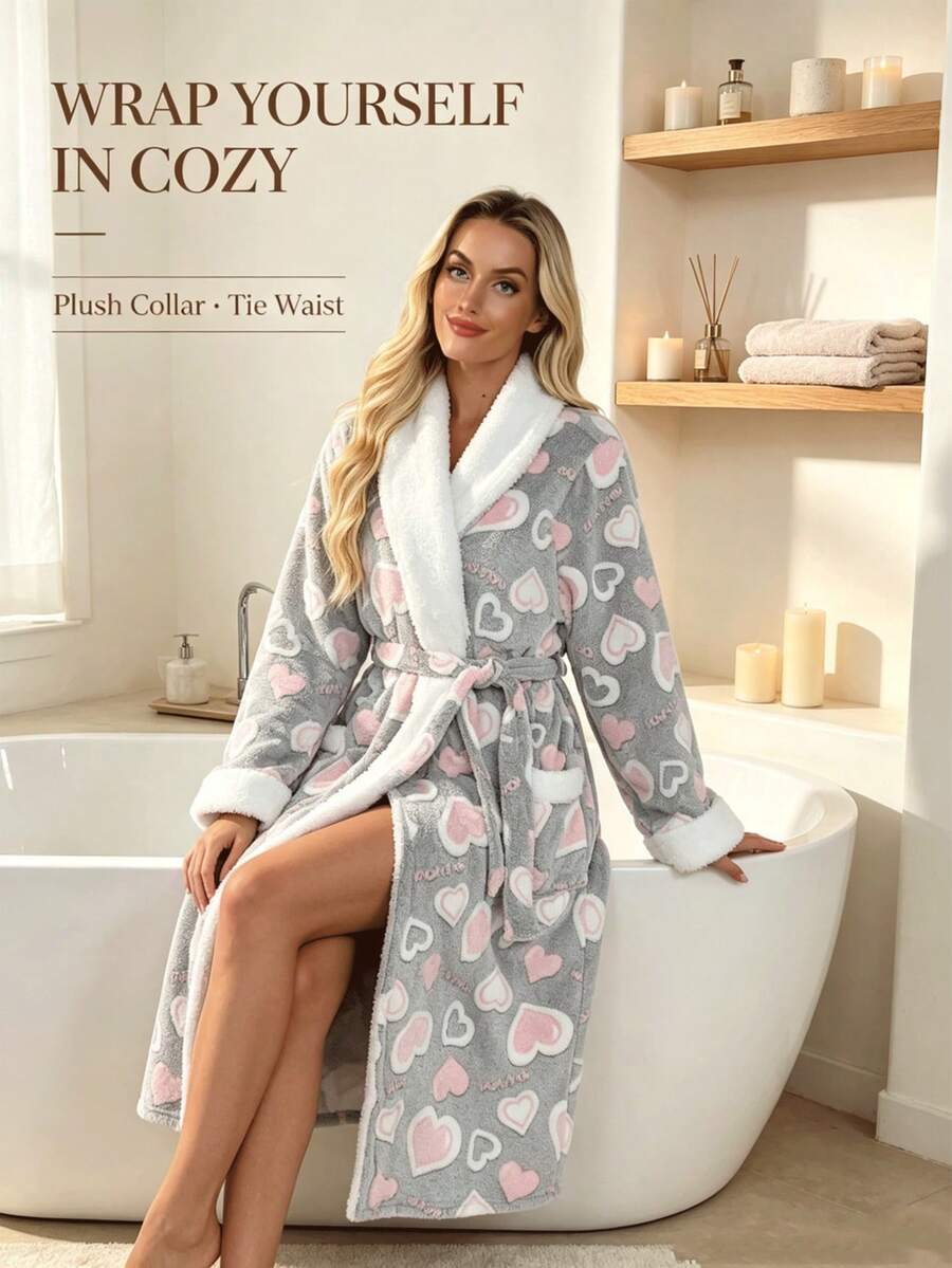 Ženski plišani bademantil sa vezenim srcem, mekan i udoban