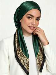 Ženski satenski hijab sa leopard printom