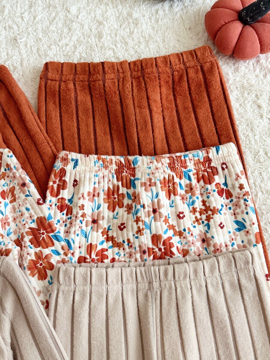 Set od 6 komada za devojčice bebe: pletena majica sa srcastim uzorkom, okruglim izrezom  i duge pantalone
