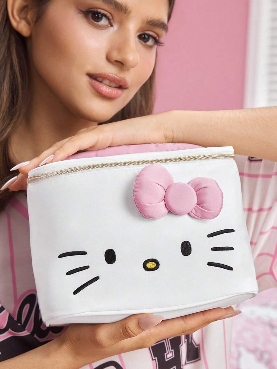 HELLO KITTY AND FRIENDS Slatka torba za šminku