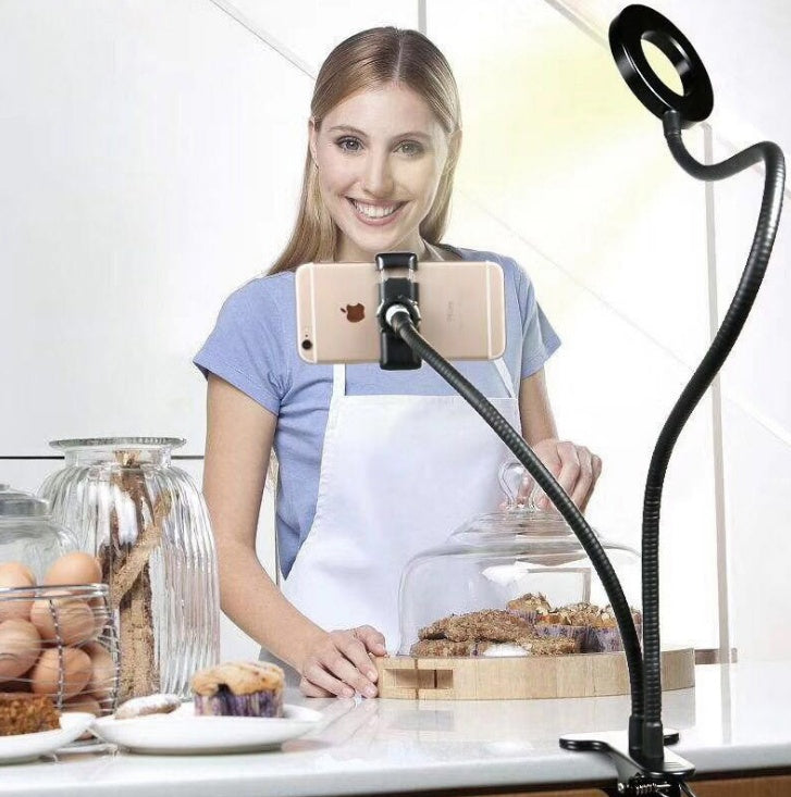 Praktičan okvir sa LED osvetljenjem za mobilni telefon