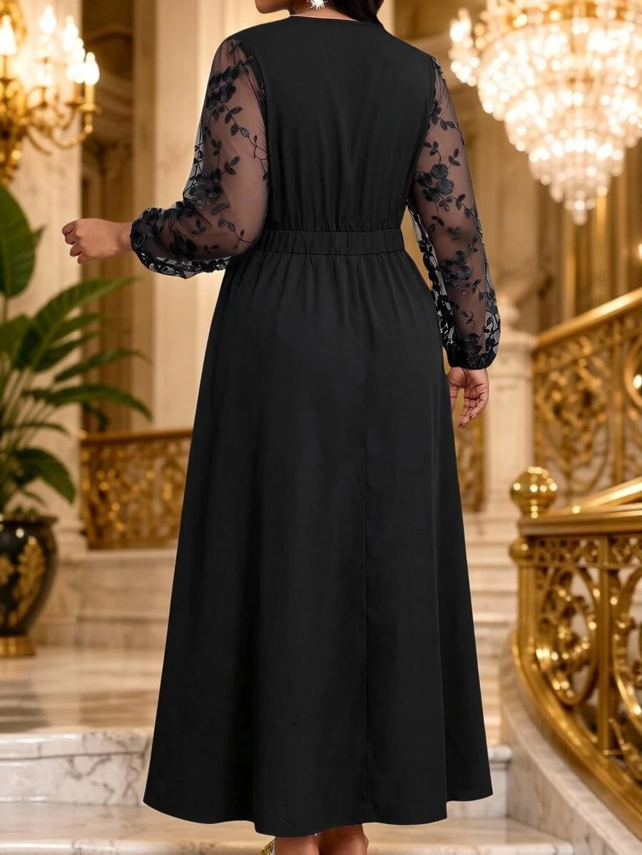 Elegantna haljina , plus size, sa vezom i mrežastim detaljima