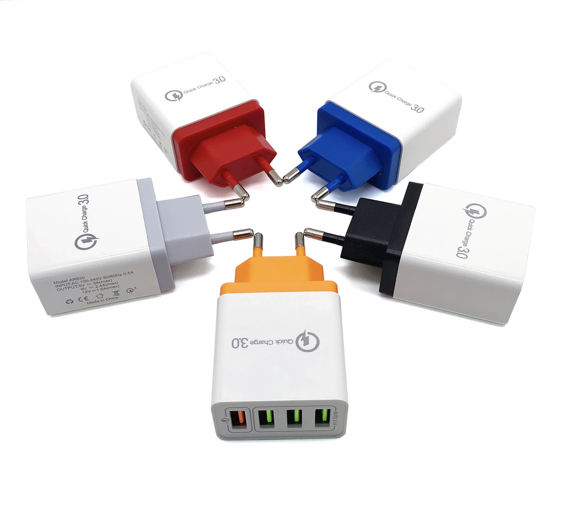 USB Quick Charge 3.0 – 4-portni adapter za telefon i tablet