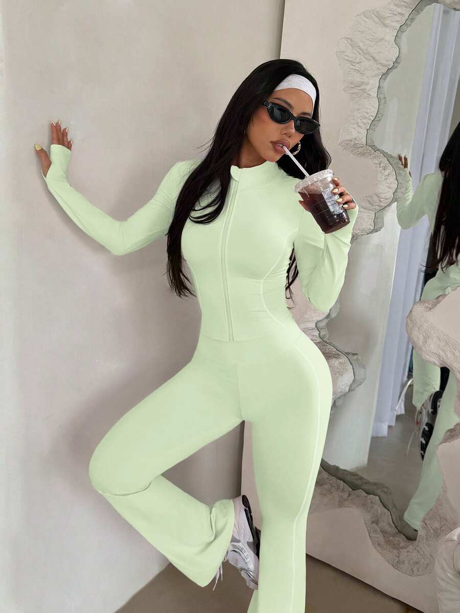 Ženski sportski set od 2 komada  jakna sa kontrastnim prugama i pantalone sa visokim strukom