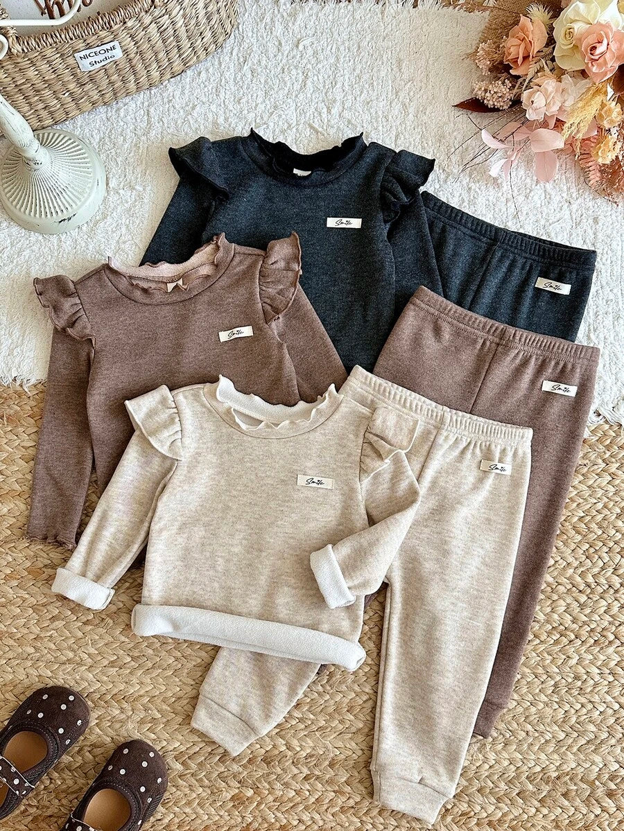 Set od 6 komada za devojčice bebe: pletena majica sa srcastim uzorkom, okruglim izrezom  i duge pantalone