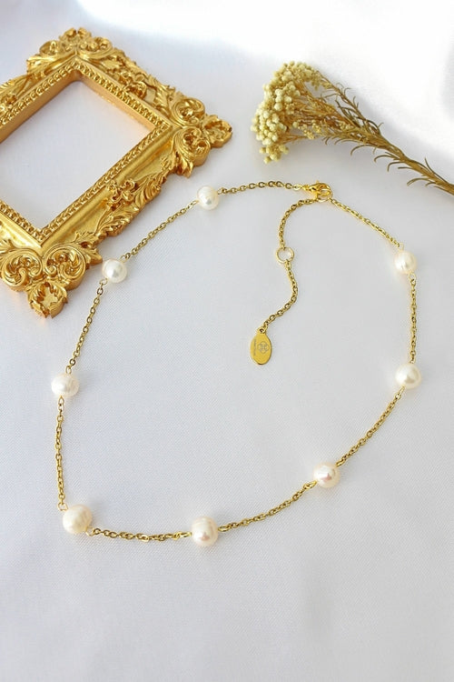 24K Elegantna i minimalistička biserna čoker ogrlica